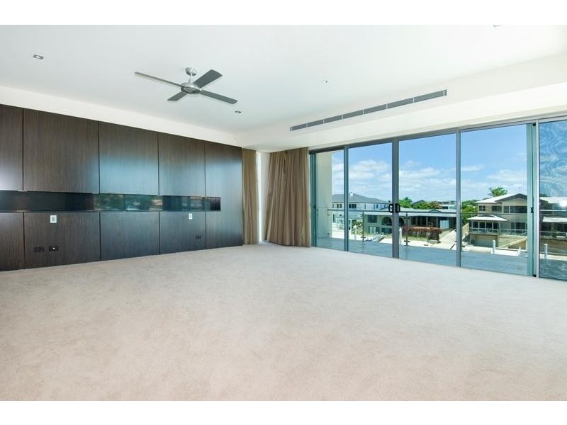 30 Buccaneer Court, Paradise Waters QLD 4217