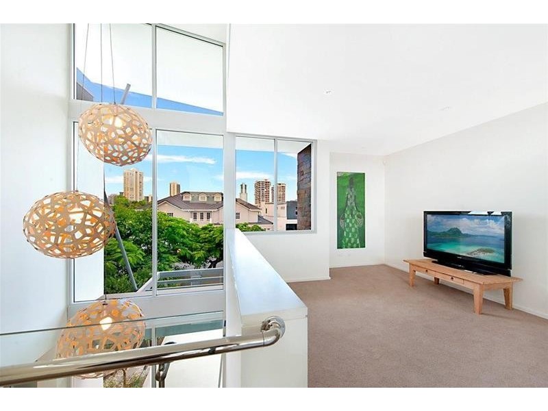 30 Buccaneer Court, Paradise Waters QLD 4217