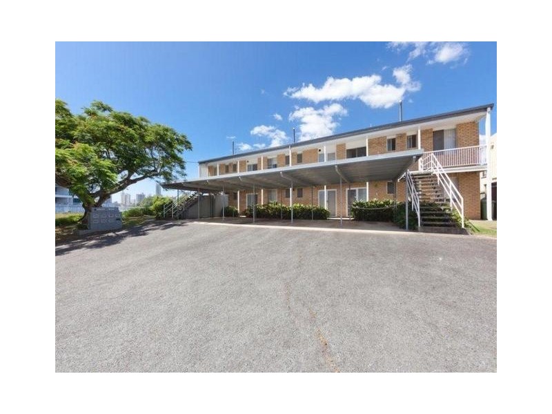 4 Holborow Close, Surfers Paradise QLD 4217