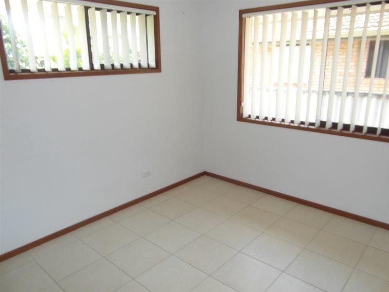 9 Arcadia Drive, Mermaid Waters QLD 4218