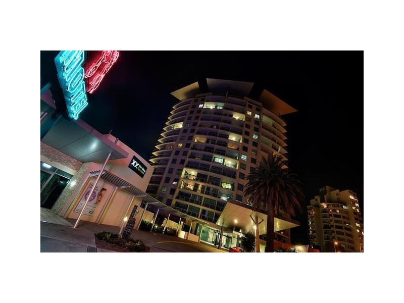 1304/18 Fern Street, Surfers Paradise QLD 4217