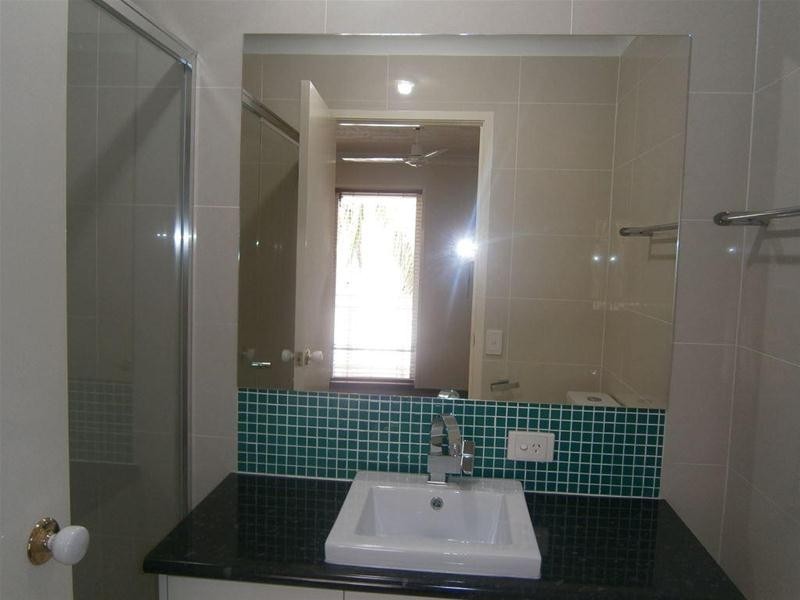 14/30 Dalpura Street, Chevron Island QLD 4217