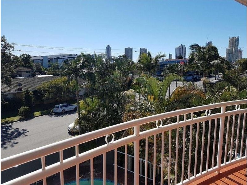 14/30 Dalpura Street, Chevron Island QLD 4217