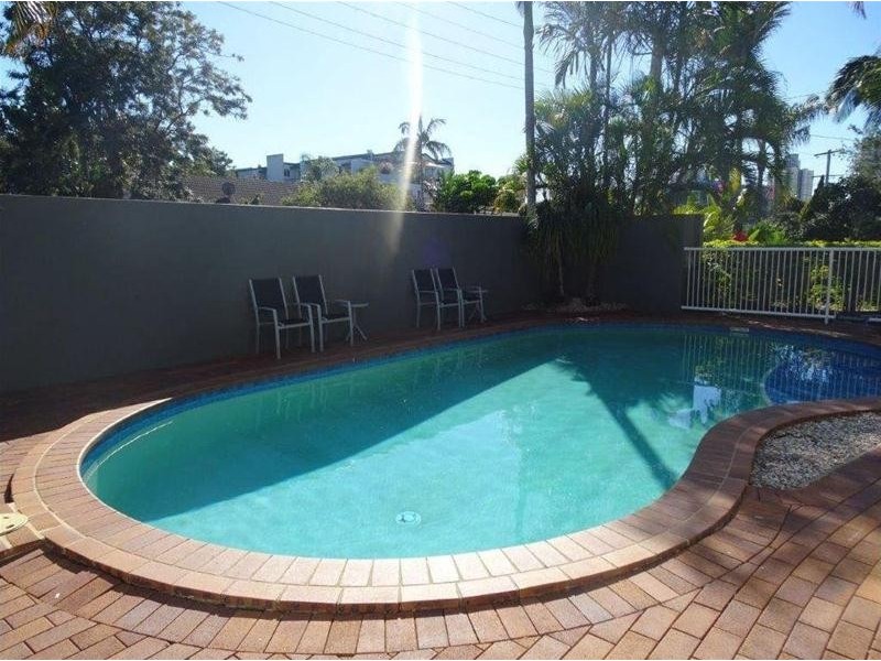 14/30 Dalpura Street, Chevron Island QLD 4217