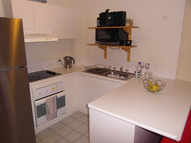 35 Palm Avenue “Bay Lodge” Budds Beach, Surfers Paradise QLD 4217