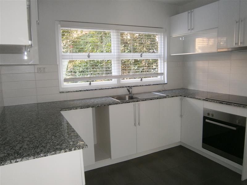 3/2930 Gold Coast Highway, Surfers Paradise QLD 4217