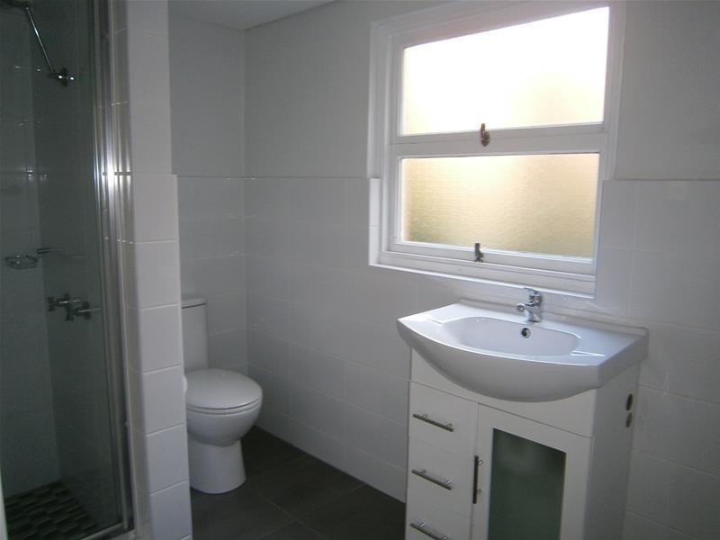 3/2930 Gold Coast Highway, Surfers Paradise QLD 4217