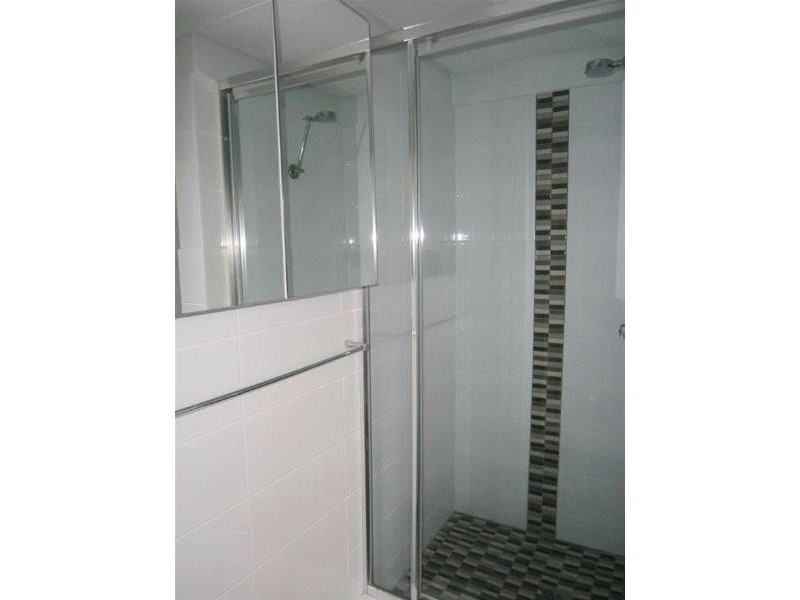 3/2930 Gold Coast Highway, Surfers Paradise QLD 4217