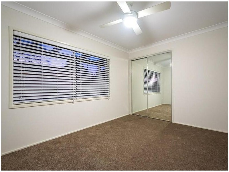 67 Allawah Street, Sorrento QLD 4217