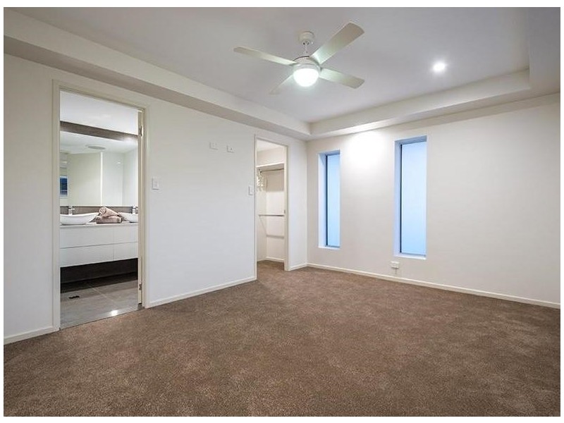 67 Allawah Street, Sorrento QLD 4217