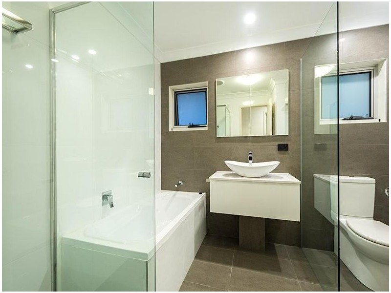 67 Allawah Street, Sorrento QLD 4217