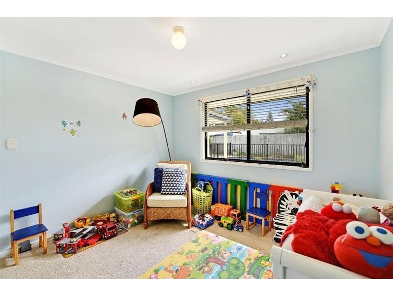 45 Amalfi Drive, Isle Of Capri QLD 4217