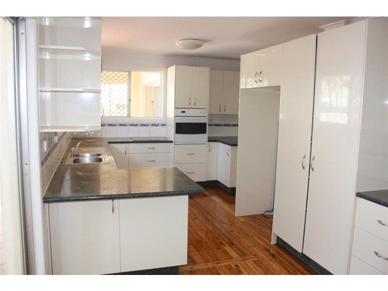 3 The Lido, Isle Of Capri QLD 4217