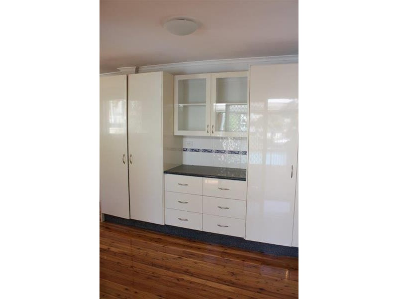 3 The Lido, Isle Of Capri QLD 4217