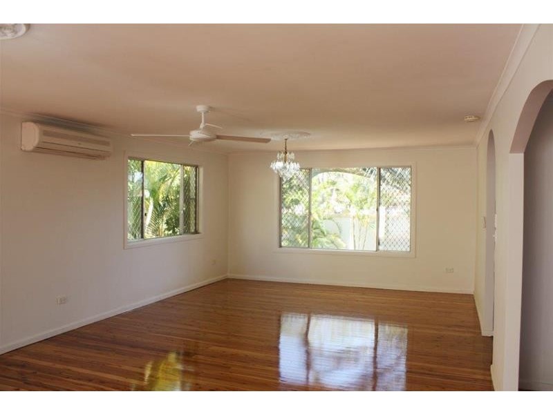 3 The Lido, Isle Of Capri QLD 4217