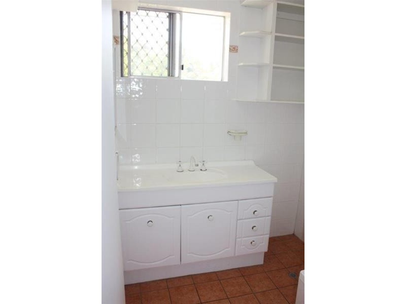 3 The Lido, Isle Of Capri QLD 4217