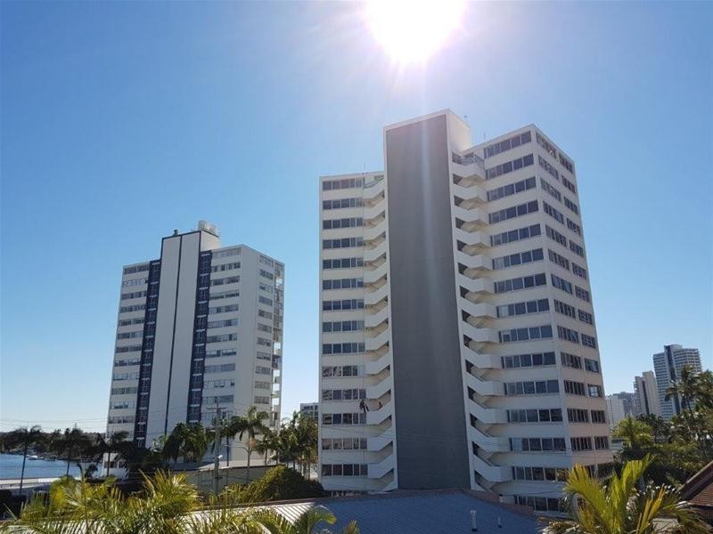 20/45 Watson Esplanade, Surfers Paradise QLD 4217