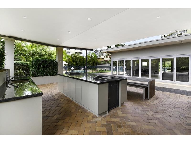 ‘The Waratah’ 22 Montgomery Avenue, Main Beach QLD 4217