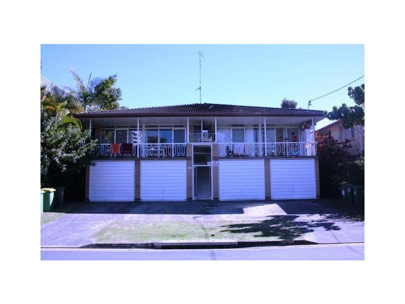 26 Leonard Avenue, Surfers Paradise QLD 4217