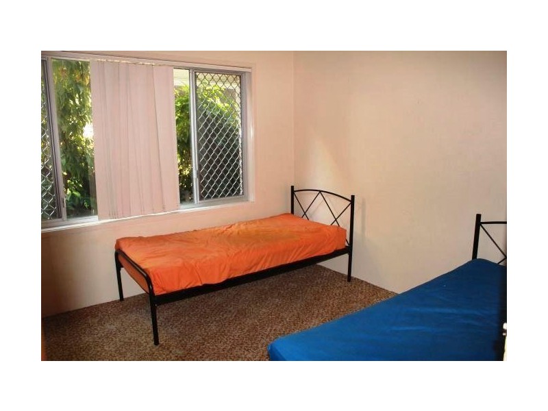 26 Leonard Avenue, Surfers Paradise QLD 4217