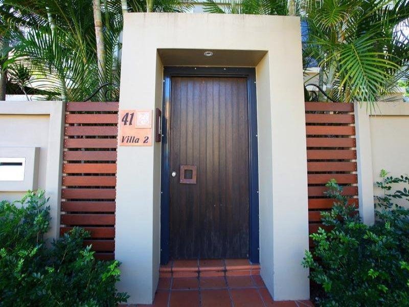 41 Tarcoola Crescent, Chevron Island QLD 4217