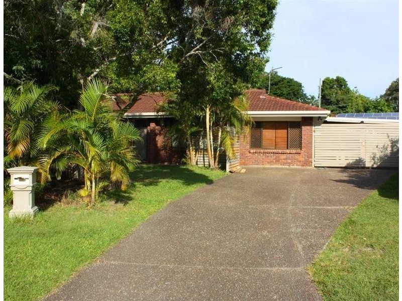 1 Cantebury Chase, Ashmore QLD 4214