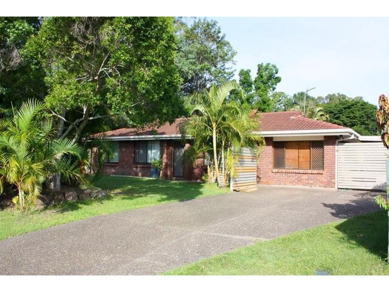 1 Cantebury Chase, Ashmore QLD 4214