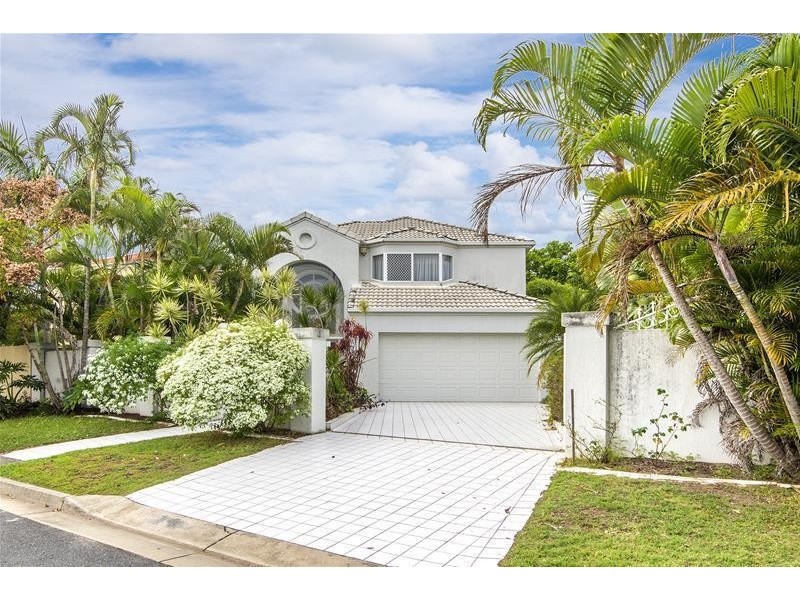 7 The Lido, Isle Of Capri QLD 4217