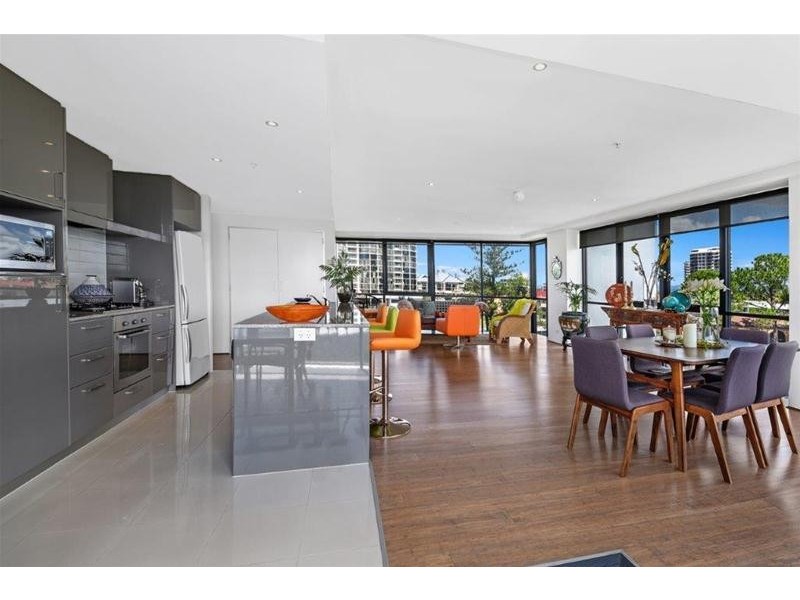 401/4 Wahroonga Place, Surfers Paradise QLD 4217