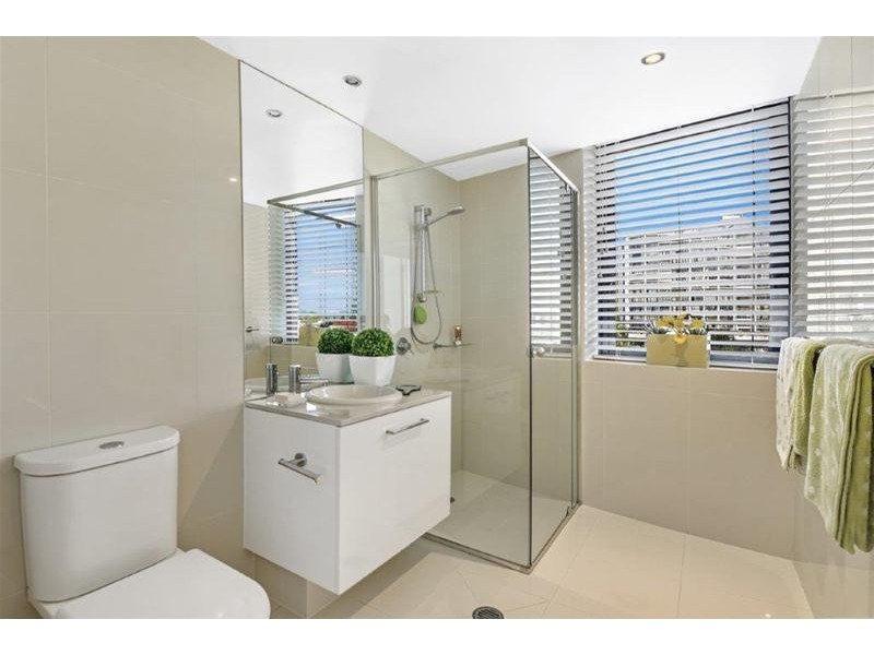 401/4 Wahroonga Place, Surfers Paradise QLD 4217