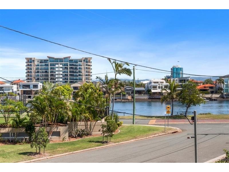 53 Palm Avenue, Surfers Paradise QLD 4217