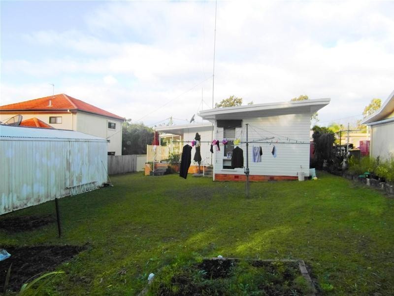 10 College Avenue, Southport QLD 4215