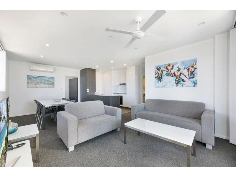 132/2729 Gold Coast Highway, Broadbeach QLD 4218