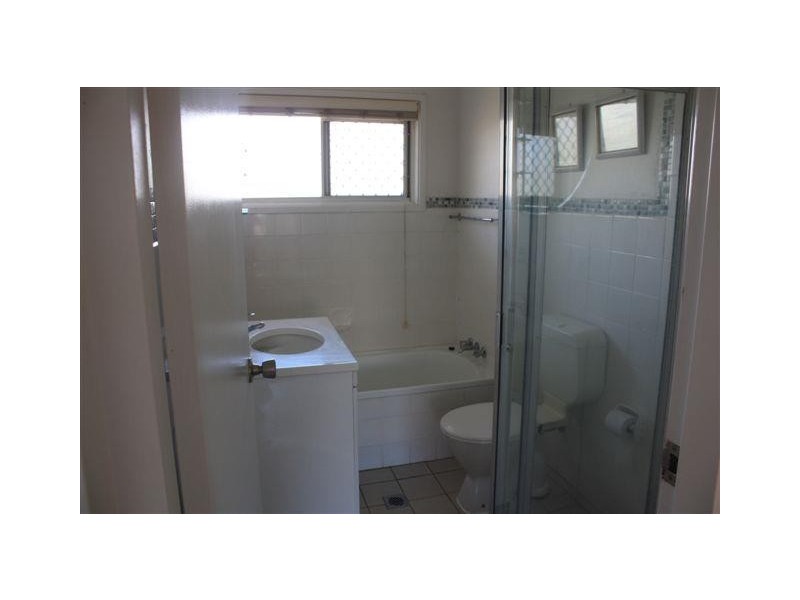 9 Holborow Close, Surfers Paradise QLD 4217