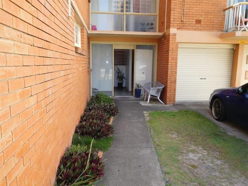 3 View Avenue, Surfers Paradise QLD 4217