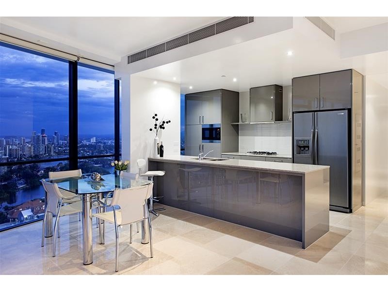 4 Wahroonga Place “Avalon”, Surfers Paradise QLD 4217