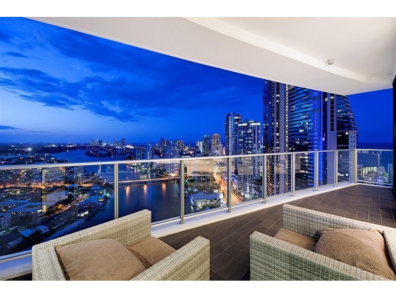 4 Wahroonga Place “Avalon”, Surfers Paradise QLD 4217