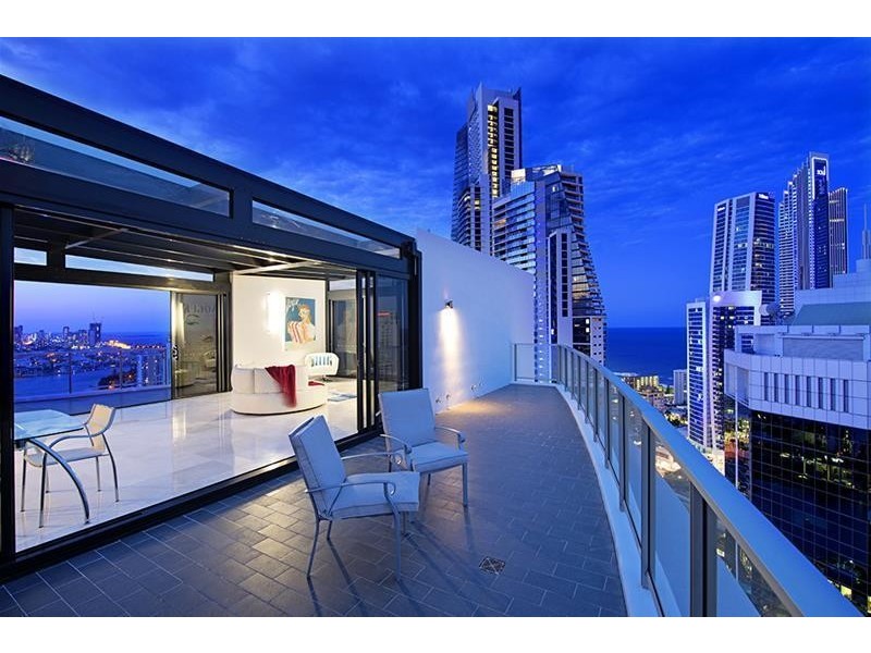 4 Wahroonga Place “Avalon”, Surfers Paradise QLD 4217