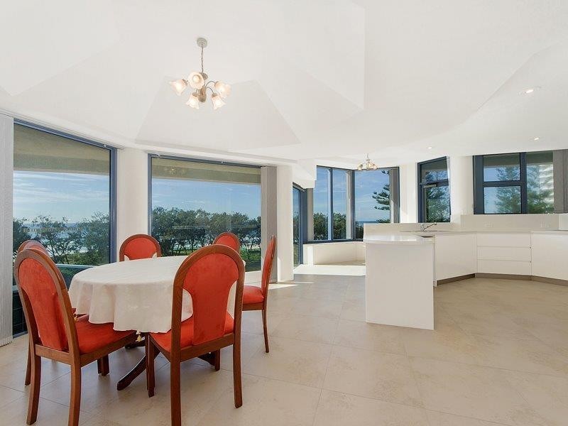 4/3456 Main Beach Parade, Surfers Paradise QLD 4217