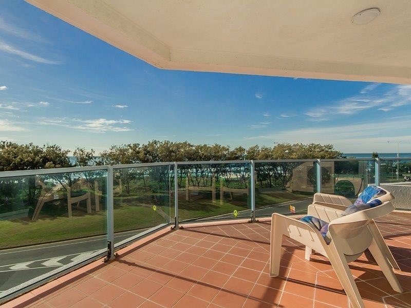 4/3456 Main Beach Parade, Surfers Paradise QLD 4217