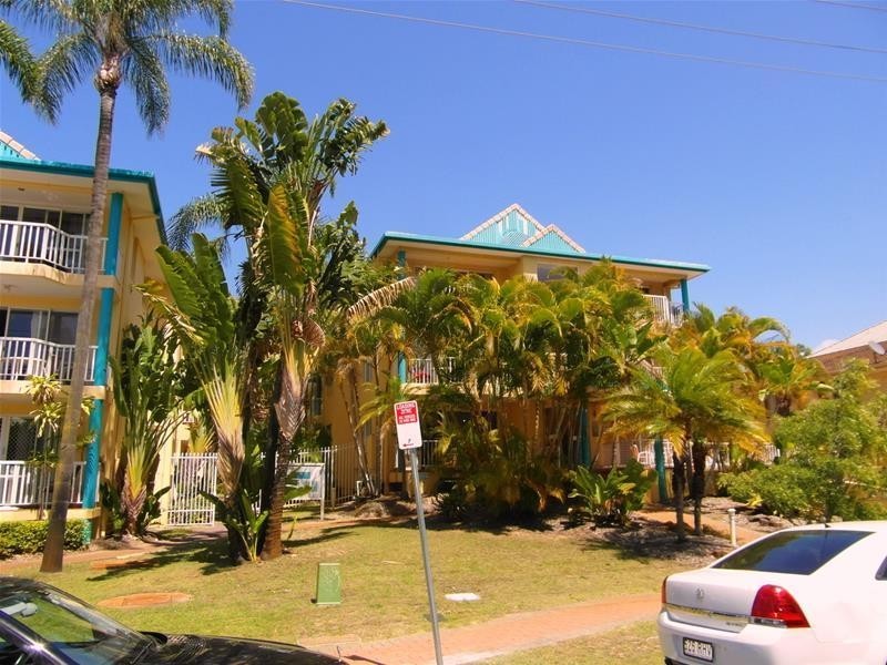 30 Monaco Street “Cascade Gardens Apartments”, Surfers Paradise QLD 4217