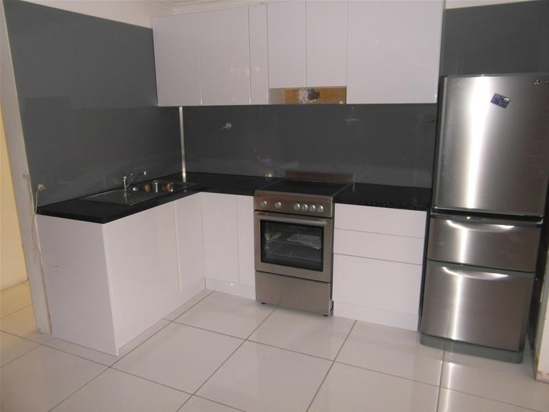 38 Enderley Avenue ‘Enderley Gardens’, Surfers Paradise QLD 4217