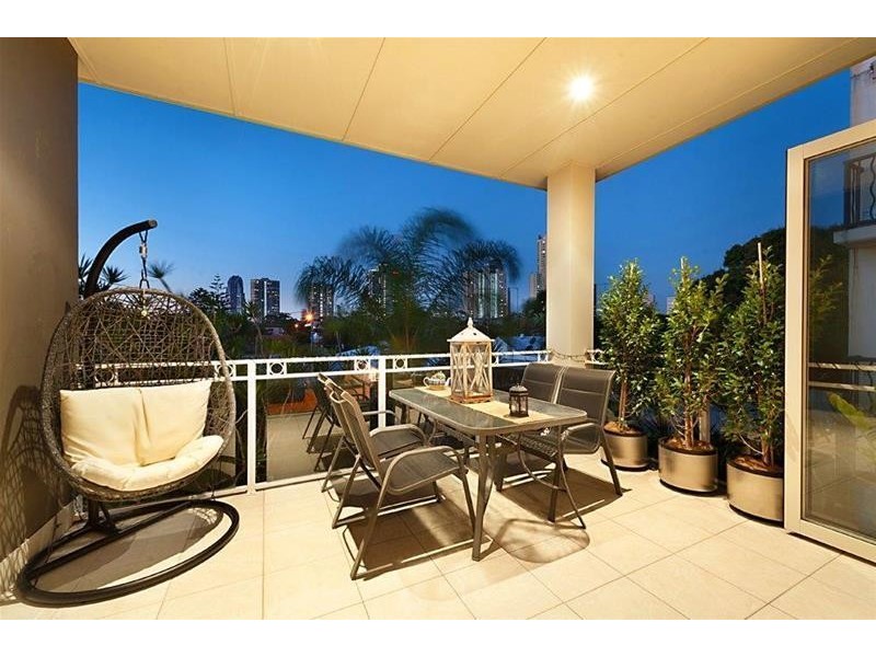1 & 2/57  Palm Avenue, Surfers Paradise QLD 4217