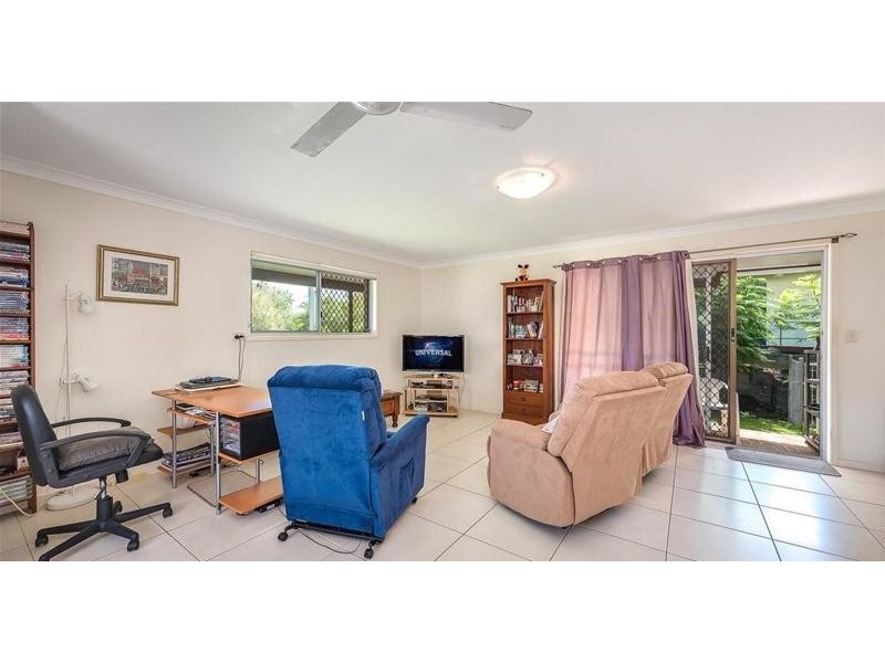 8 Berrigan Street, Southport QLD 4215