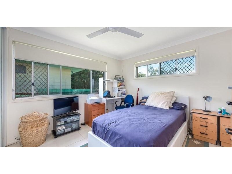 8 Berrigan Street, Southport QLD 4215