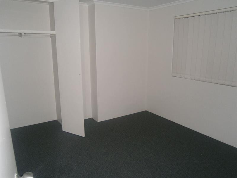 8 Darrambal Street, Surfers Paradise QLD 4217