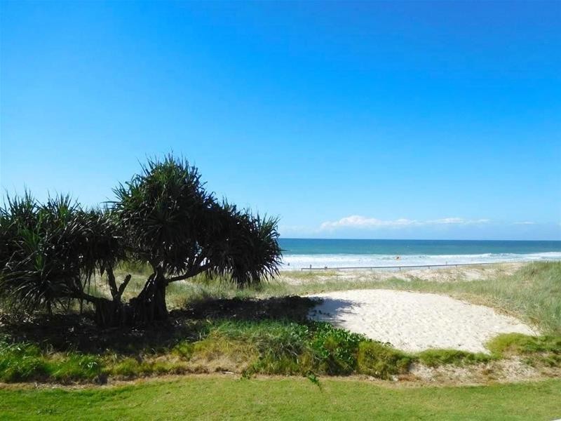 63 Garfield Terrace, Surfers Paradise QLD 4217