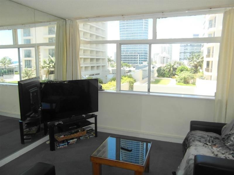 6c/32 – 34 Hanlan Street “Kinkabool”, Surfers Paradise QLD 4217