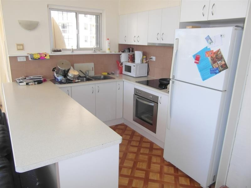 6c/32 – 34 Hanlan Street “Kinkabool”, Surfers Paradise QLD 4217