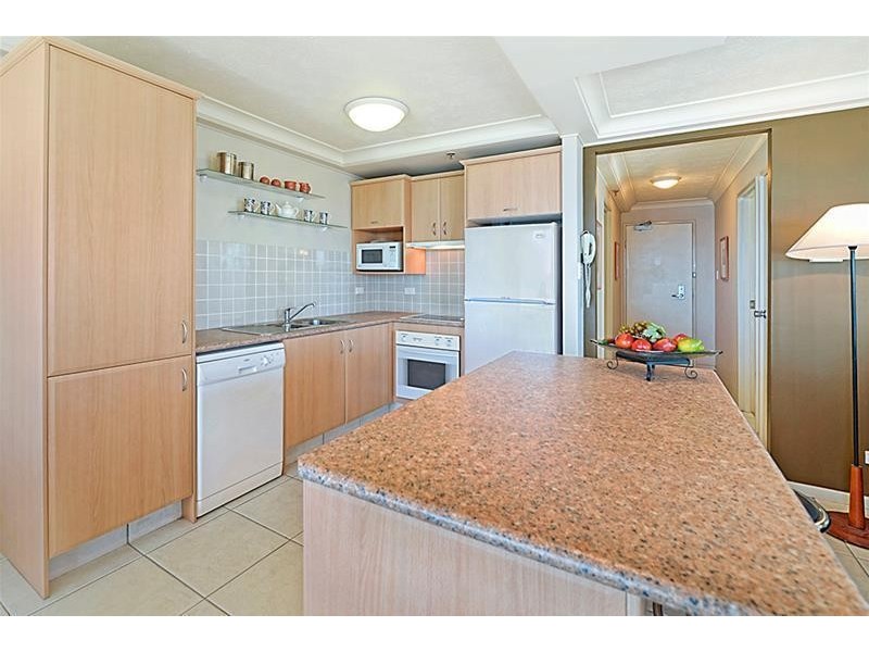 28 Northcliffe Terrace “Longbeach”, Surfers Paradise QLD 4217